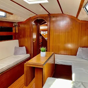 fantastico-barco-en-barcelona.topbarcelonahotels.com/